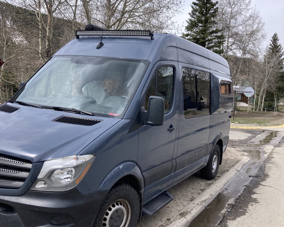 Class B RV for Rent in Denver, Colorado