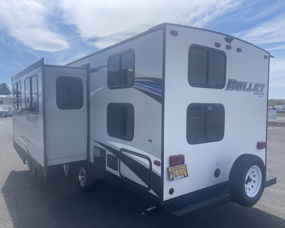 2018 Keystone RV Bullet Ultra Lite Travel Trailer for rent in Bend Oregon