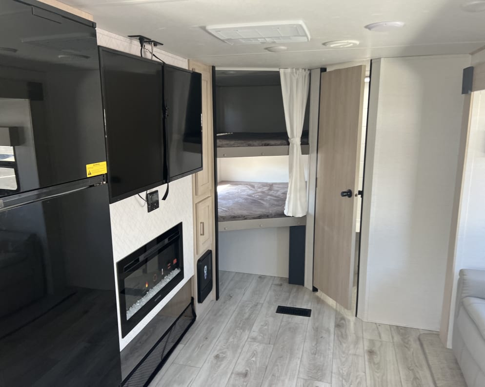 2024 avenger  by Forest River for rent in 85209