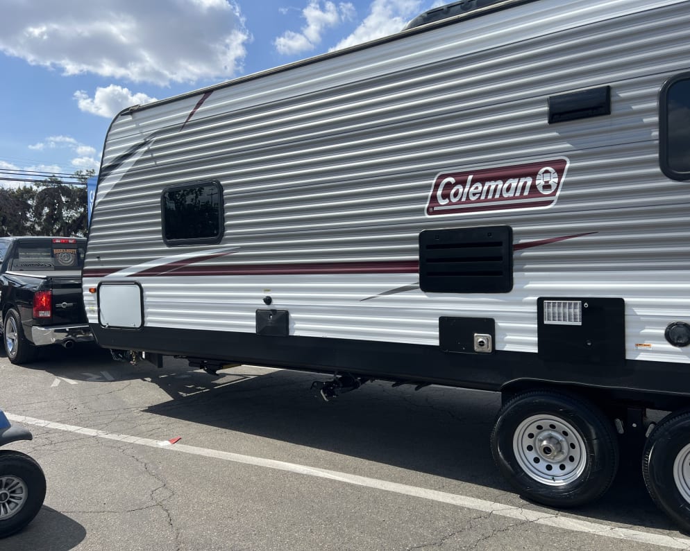 2020 Coleman Lantern Toy Hauler Series M-250TQ- Pet Friendly + 6 person tent available for rent in Valencia California