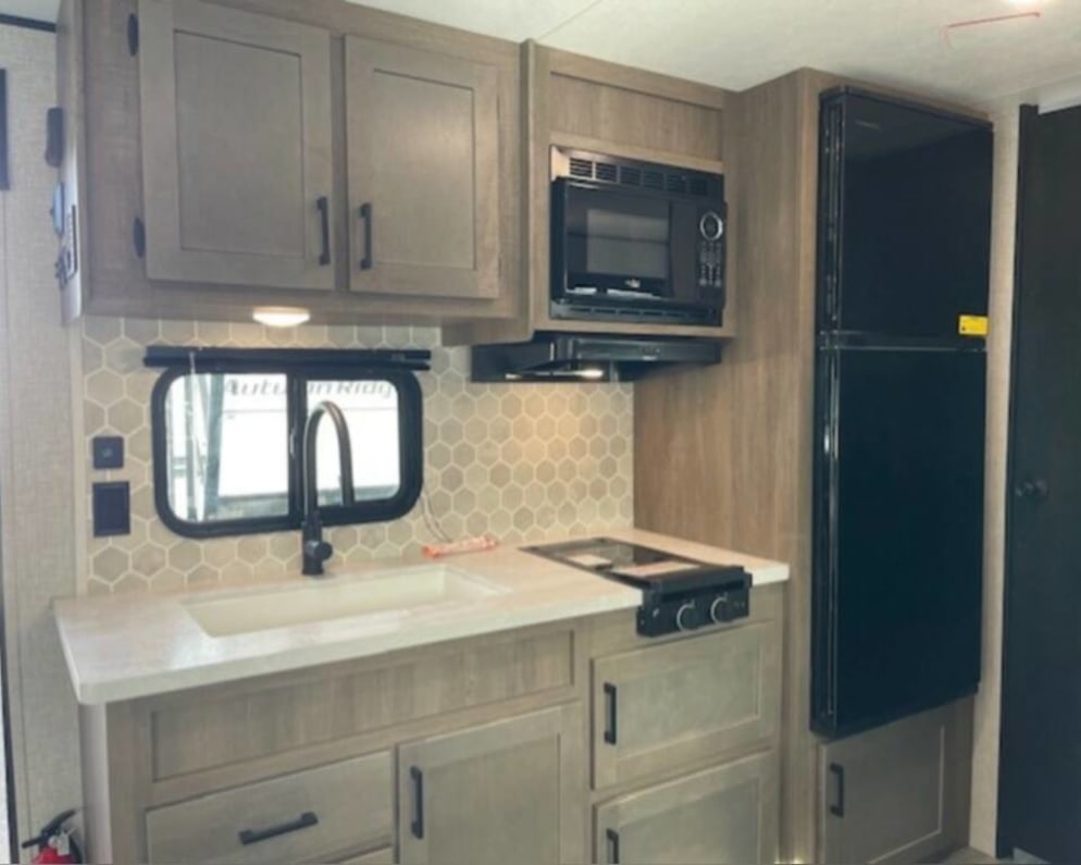 2024 Starcraft Autumn Ridge Travel Trailer for rent in Reno Nevada