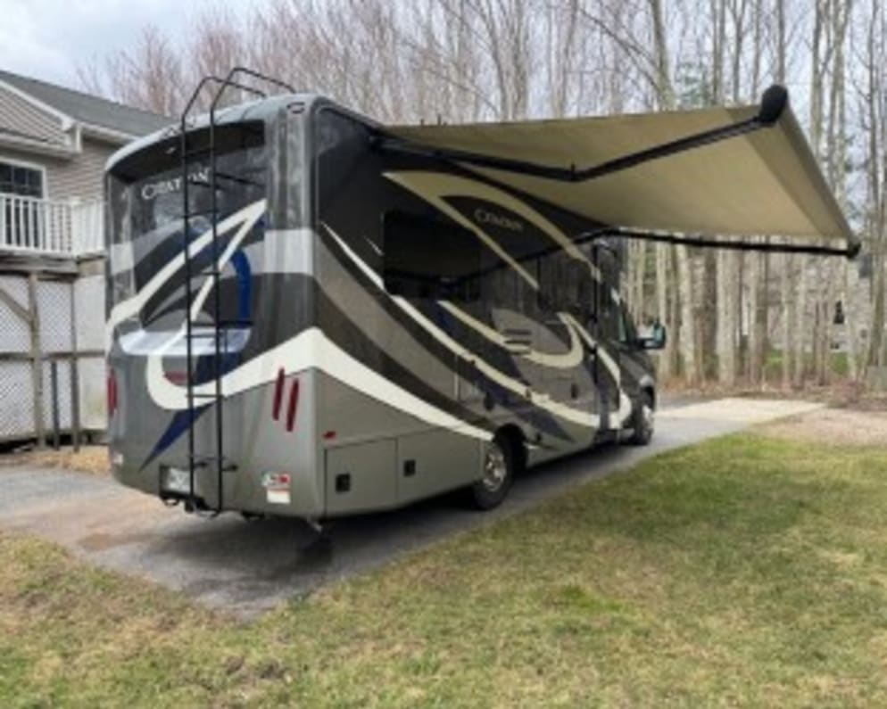 2018 Citation Sprinter  by Thor for rent in 04072