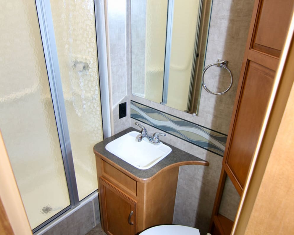 2016 Winnebago Minnie Winnie Class C for rent in Spring Valley California