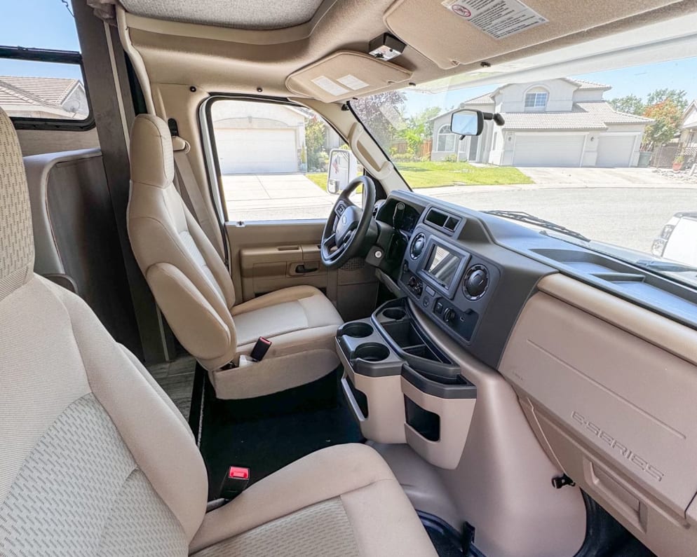 2024 Freedom Elite  by Thor for rent in 95672