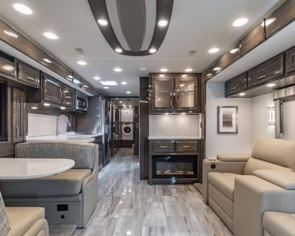 2022 Entegra Coach Reatta Class A for rent in Little Elm TX