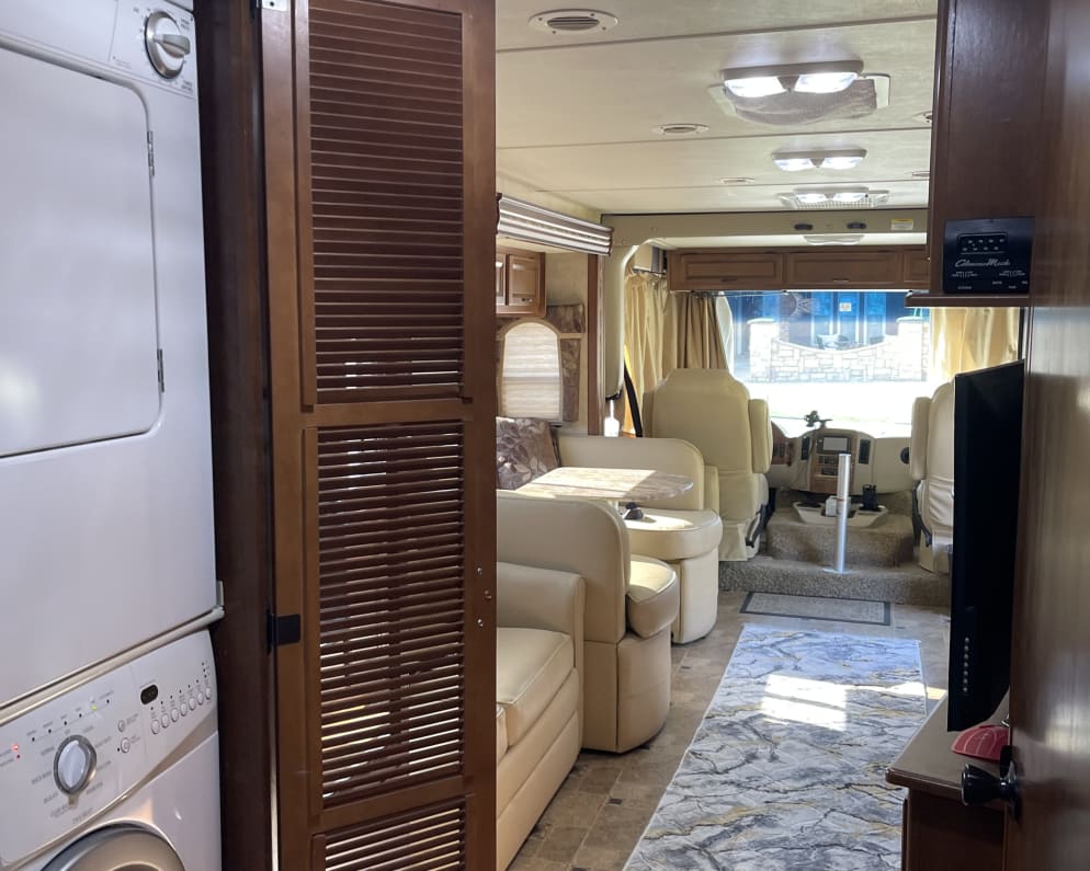 2014 Thor Hurricane available for rent in Beaumont Texas