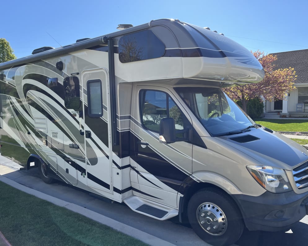 2016 Forest River Sunseeker MBS