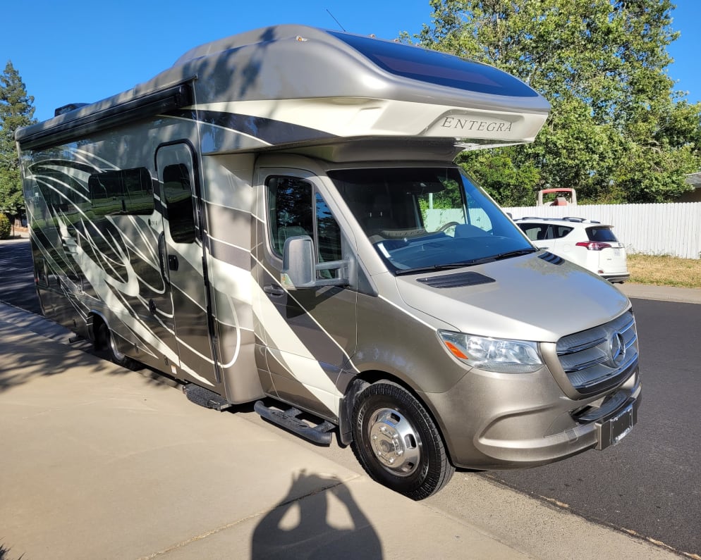 2020 Qwest  by Entegra Coach for rent in 95758