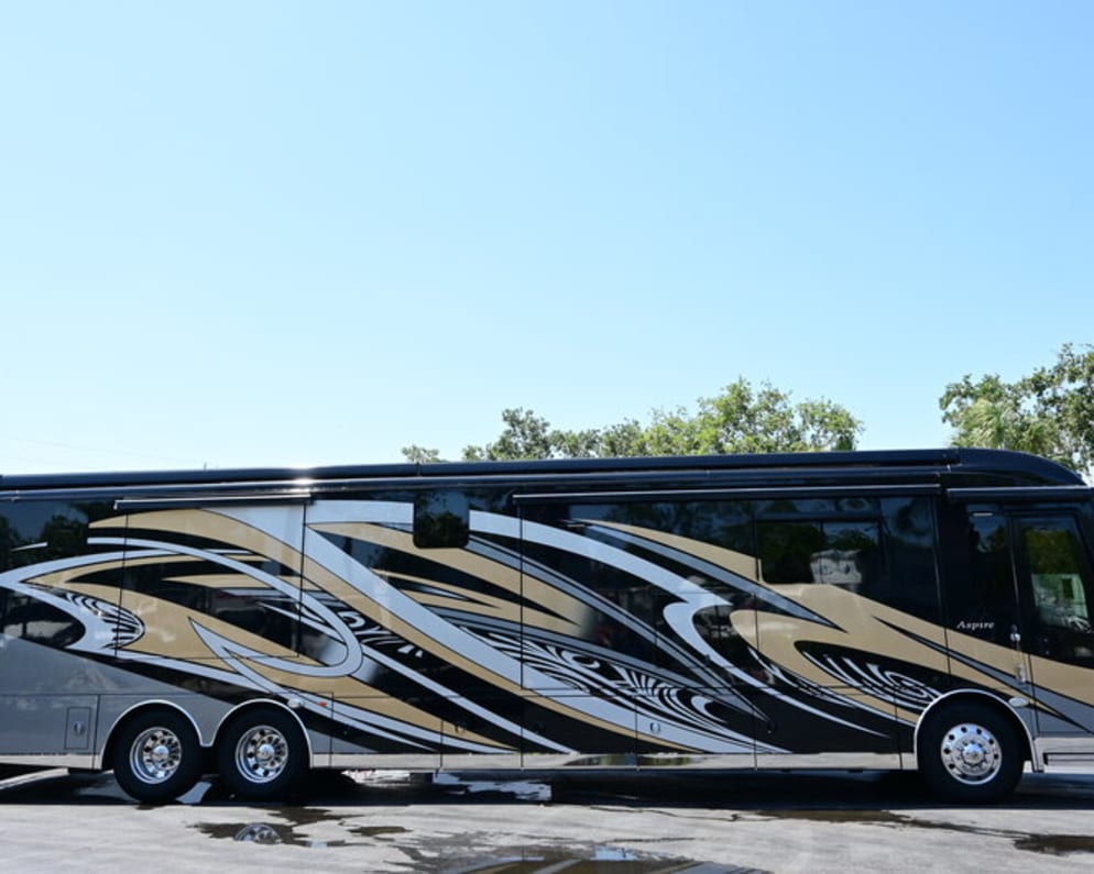 2019 Entegra Coach Aspire