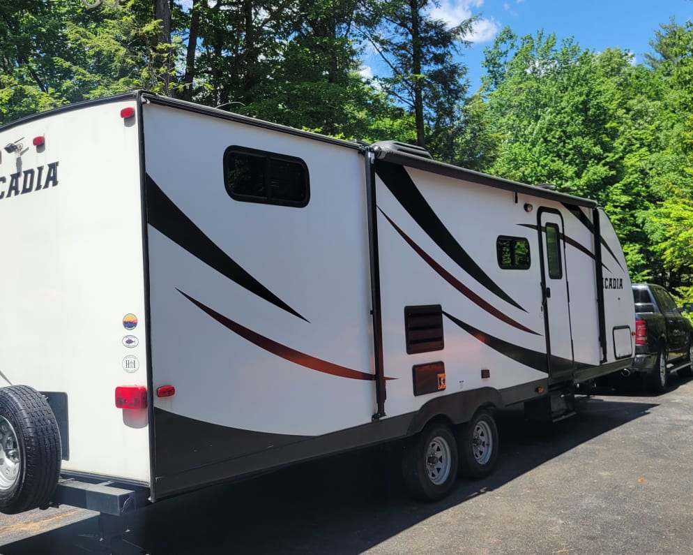 2018 Acadia  by Forest River for rent in 03055