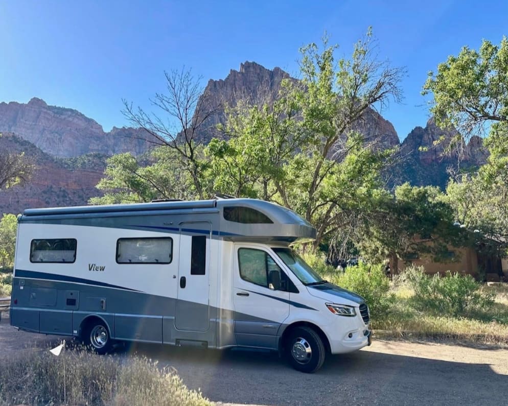 2022 Winnebago View