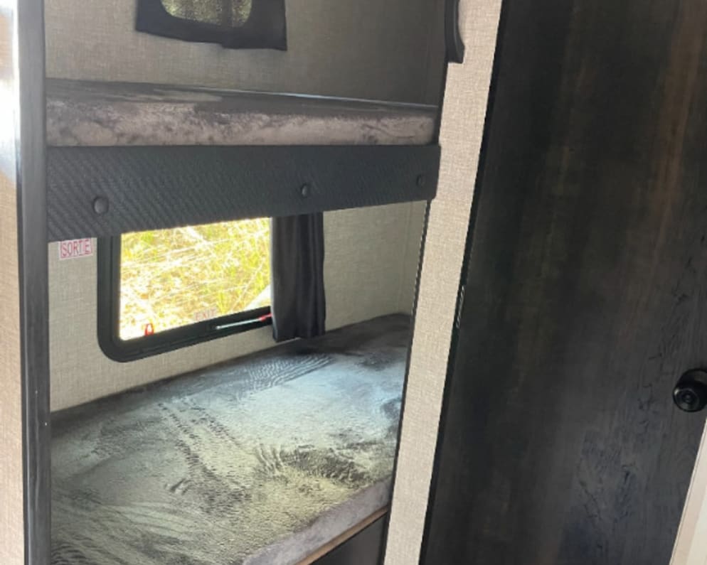 2022 Jay Flight SLX  by Jayco for rent in L4A 3B6
