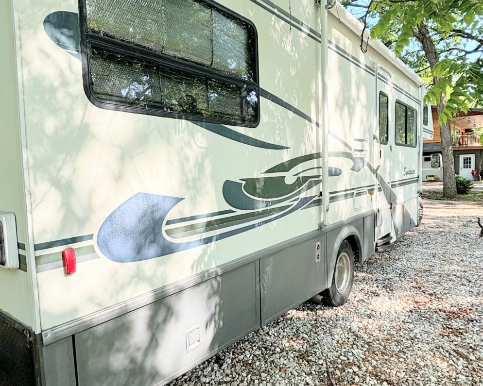 2000 Sundancer  by Itasca for rent in 64865