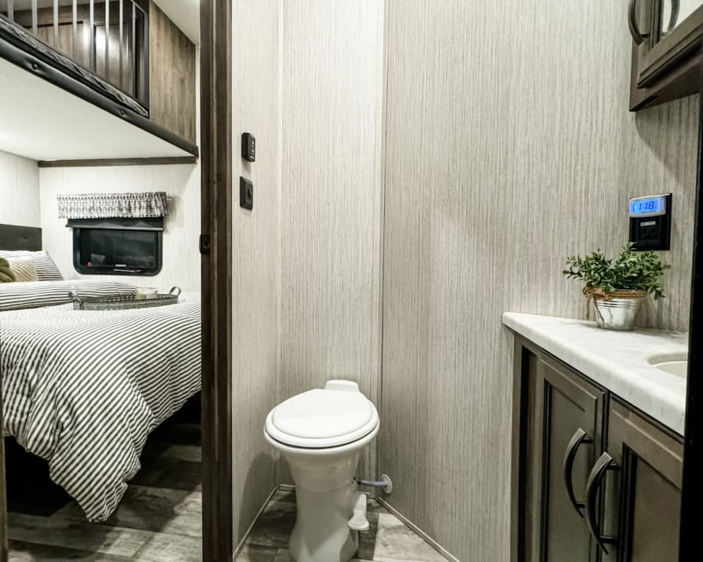 2022 Forest River Sierra Fifth Wheel for rent in Wildomar California