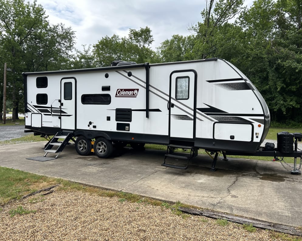 2022 Dutchmen Coleman Lantern LT Travel Trailer for rent in Harrison Arkansas