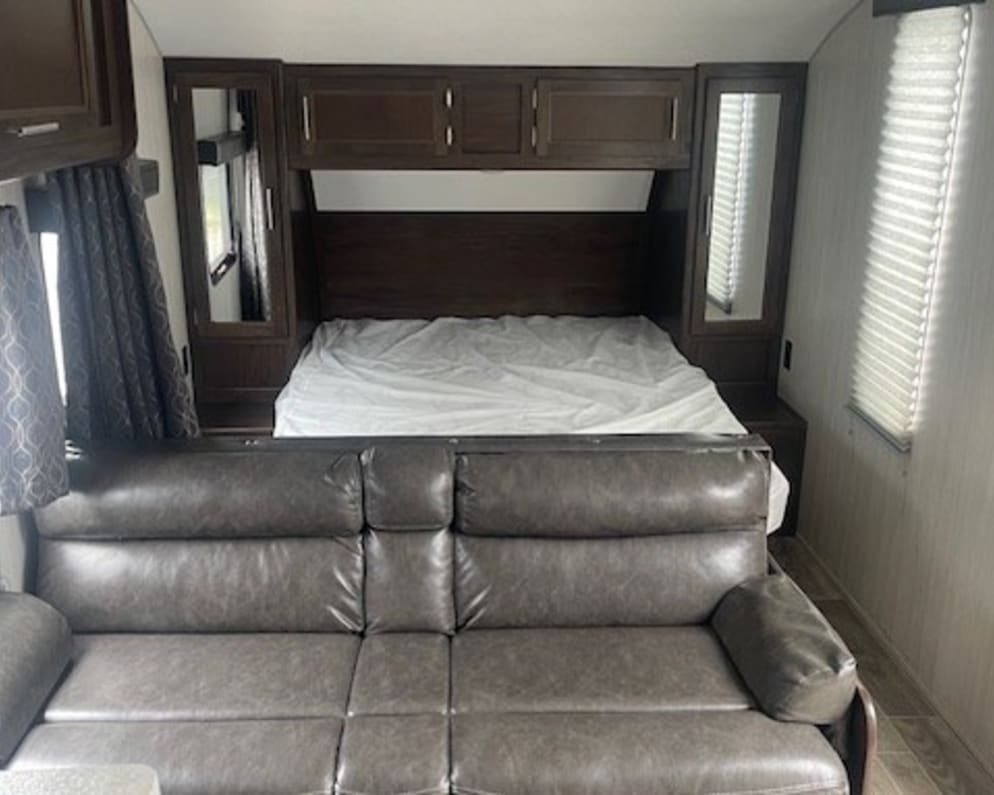2021 26DJSE  by CHEROKEE GREY WOLF for rent in 47446