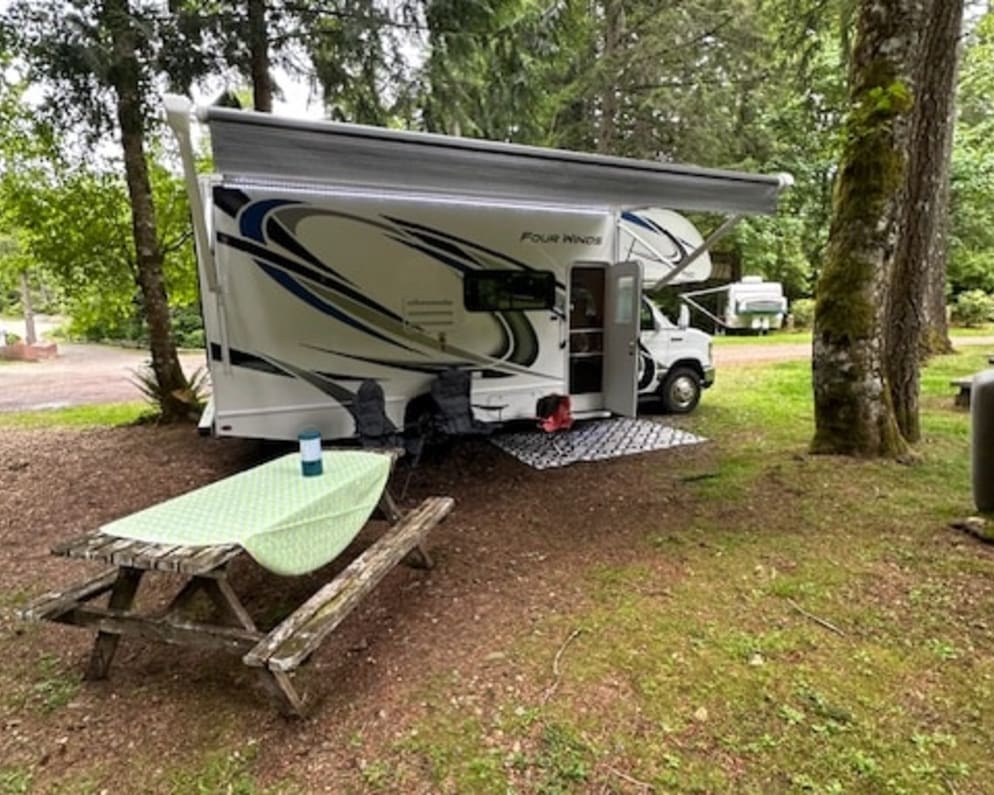 2021 Thor Four Winds available for rent in Victoria British Columbia