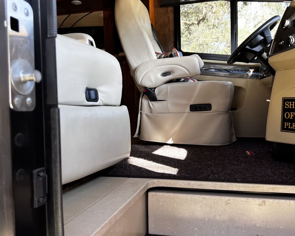 2015 Allegro Allegro Motorhome Class A for rent in Hudson Florida