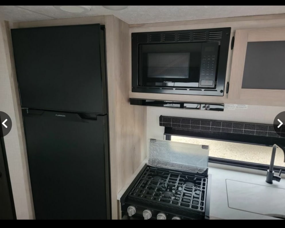 2023 SE  by Sportsmen for rent in N0M2K0