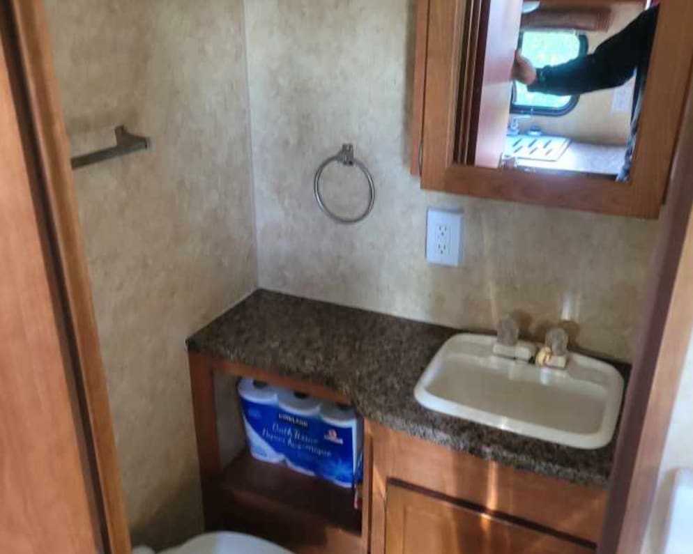 2011 Autumn Ridge  by Starcraft for rent in L7G 4S4