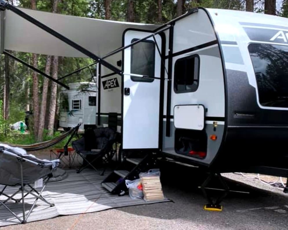 2021 Coachmen Apex Nano Travel Trailer for rent in Calgary Alberta