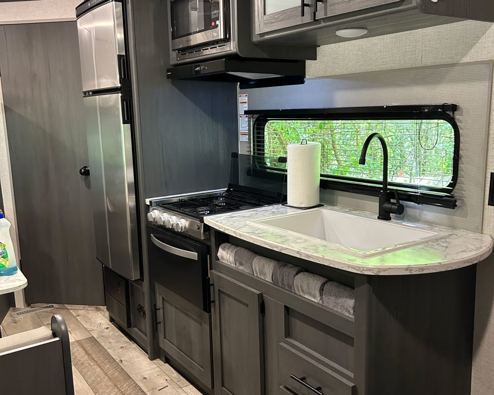 2022 Dutchmen Aspen Trail LE Travel Trailer for rent in Kitchener Ontario
