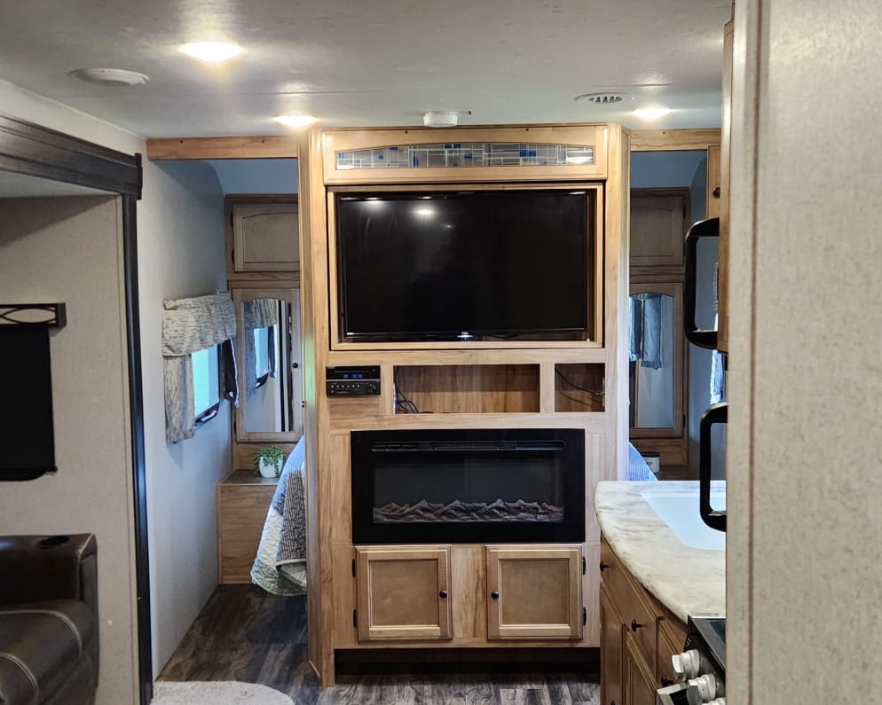2019 Freedom Express  by Coachmen for rent in 49331