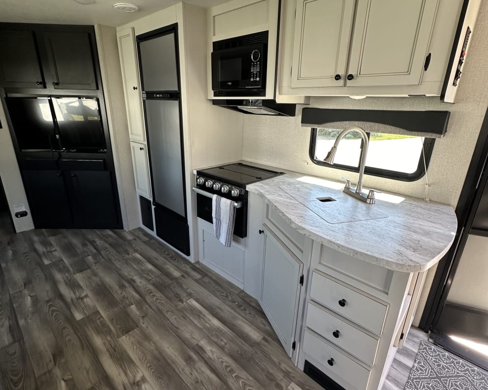 2022 Highland Ridge RV Open Range Travel Trailer for rent in Des Moines Iowa