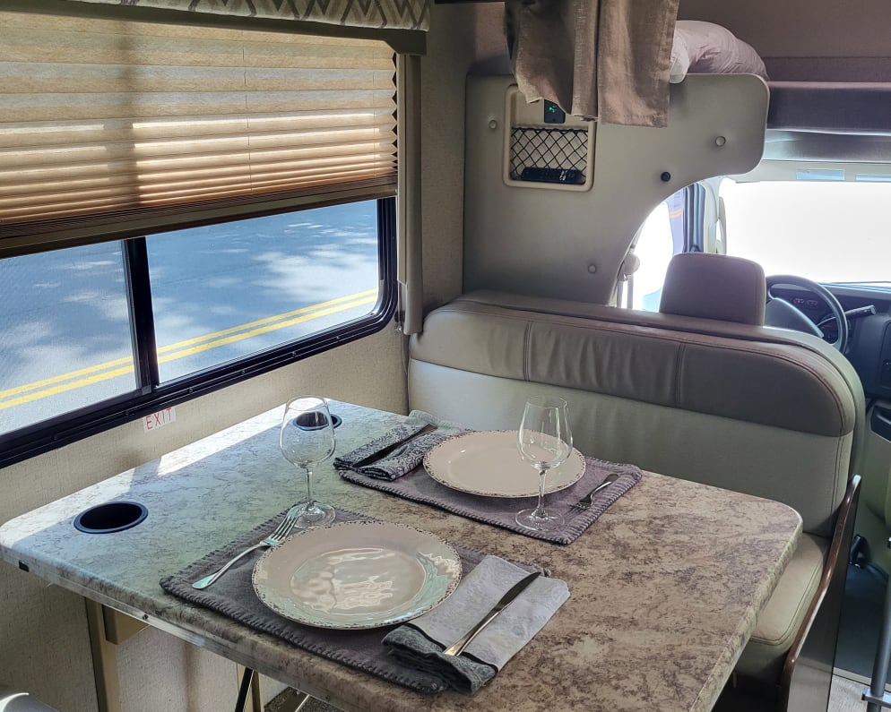 2020 Thor Four Winds Class C for rent in Burke Virginia