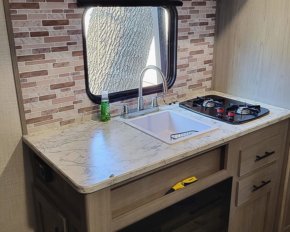2023 Dutchmen Coleman Lantern LT Travel Trailer for rent in REDDING California