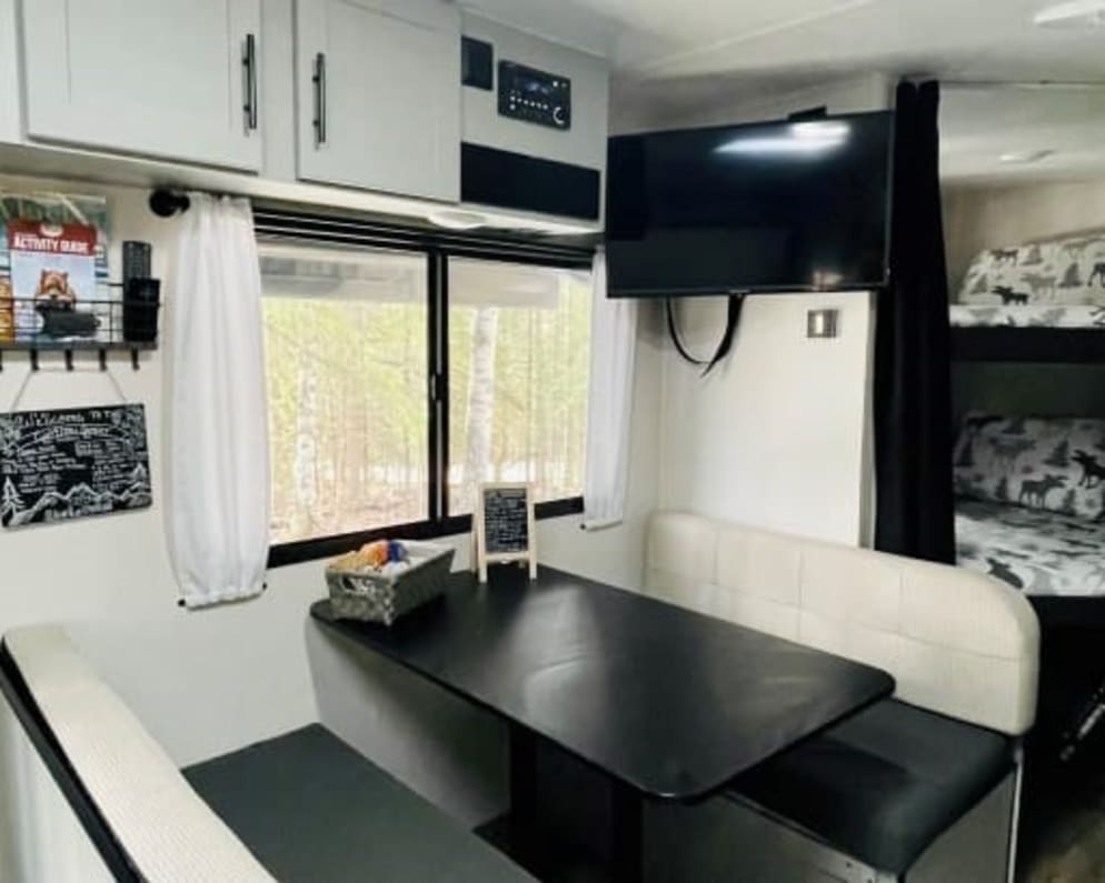 2021 Vibe  by Forest River for rent in 36874