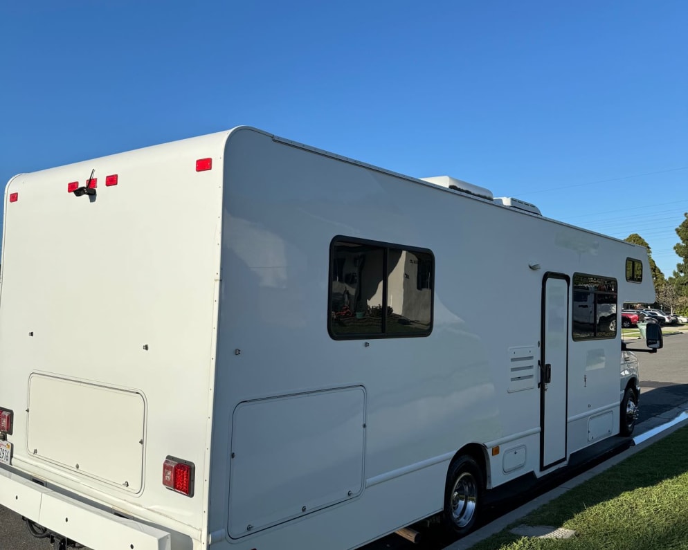 2020 Thor Majestic available for rent in Huntington Beach California