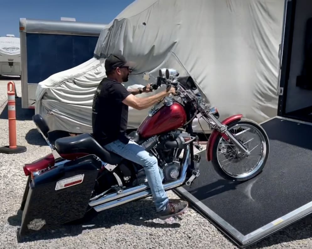 2020 Lantern Toy Hauler Series M-250TQ- Pet Friendly + 6 person tent  by Coleman for rent in 91355