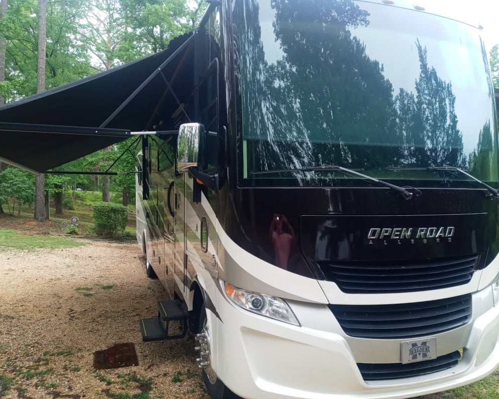 2019 Tiffin Open Road Allegro 36 foot