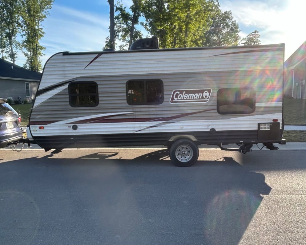 2020 Coleman Lantern 17FQ Travel Trailer for rent in Fort Wayne Indiana