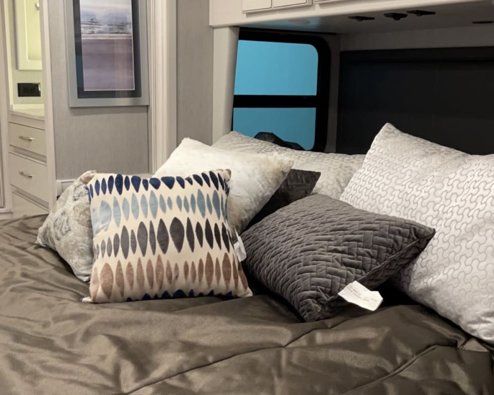 2022 Nautica  by Holiday Rambler for rent in 32259