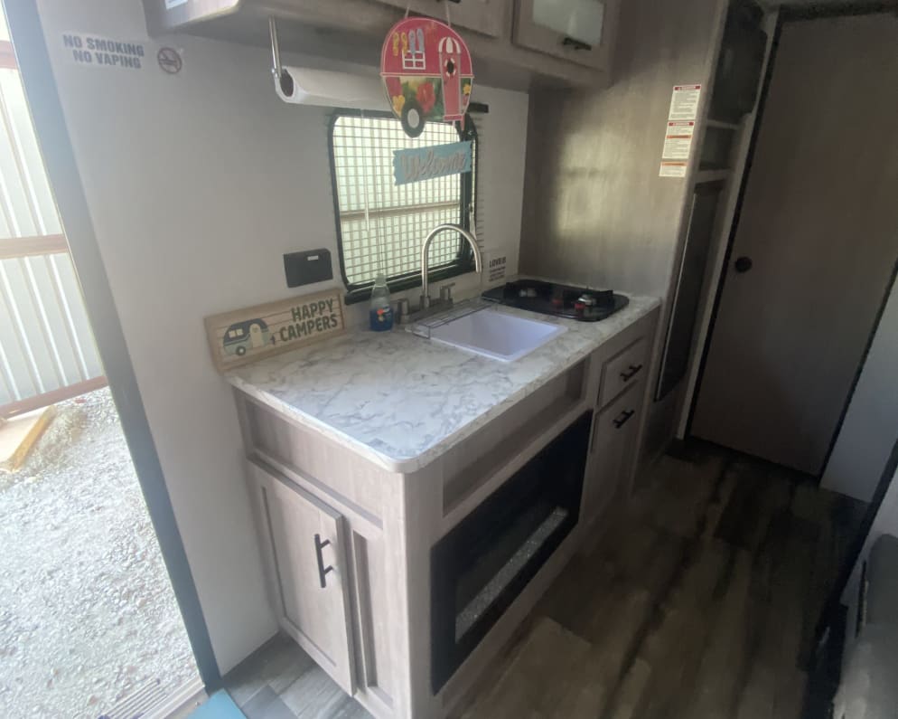 2024 Coleman Lantern LT 17b available for rent in Fort Worth Texas