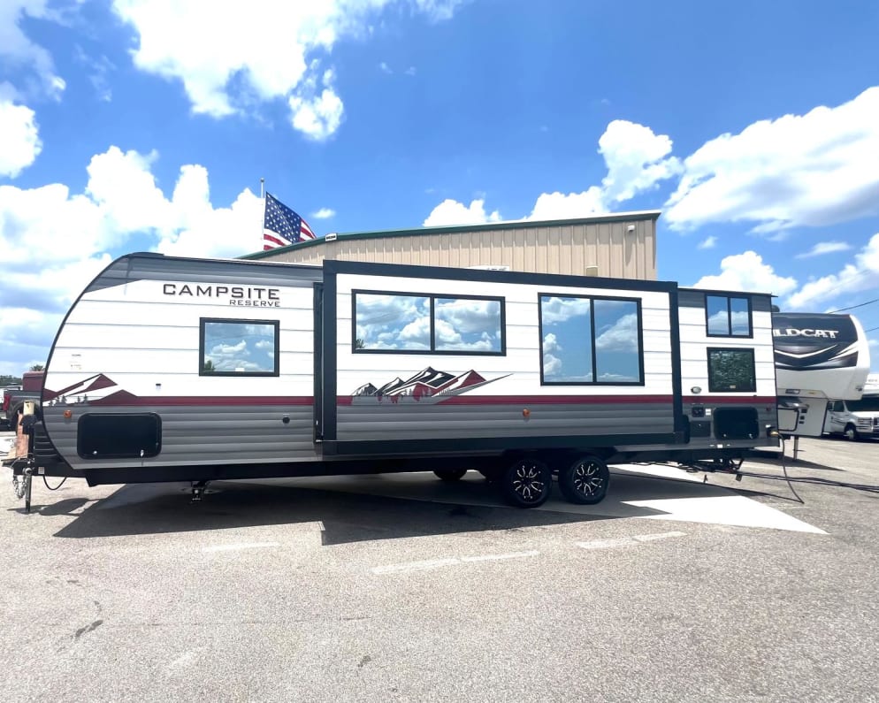 2024 Forest River 5ZT2CRRB2RF077986 available for rent in Summerfield Florida