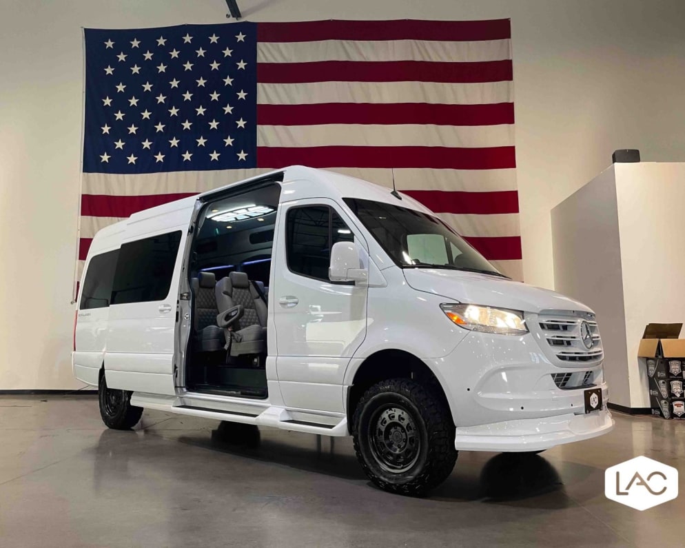 2023 Off Highway Van 2023 Mercedes-Benz Sprinter
