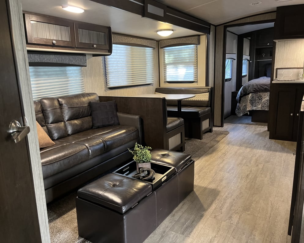 2019 Cruiser RV Shadow Cruiser