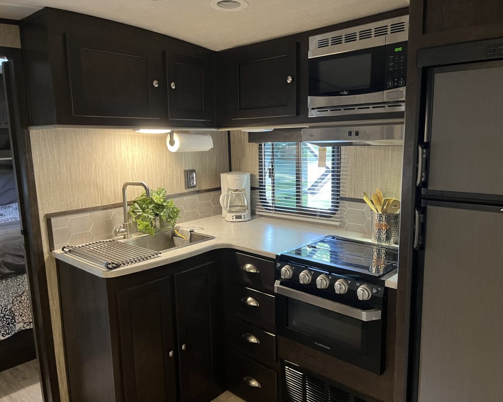 2019 Shadow Cruiser  by Cruiser RV for rent in 60030