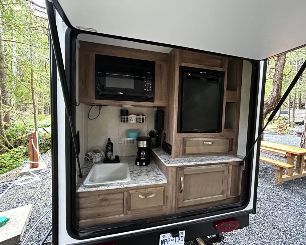 2019 Hummingbird  by Jayco for rent in V0R 3A0