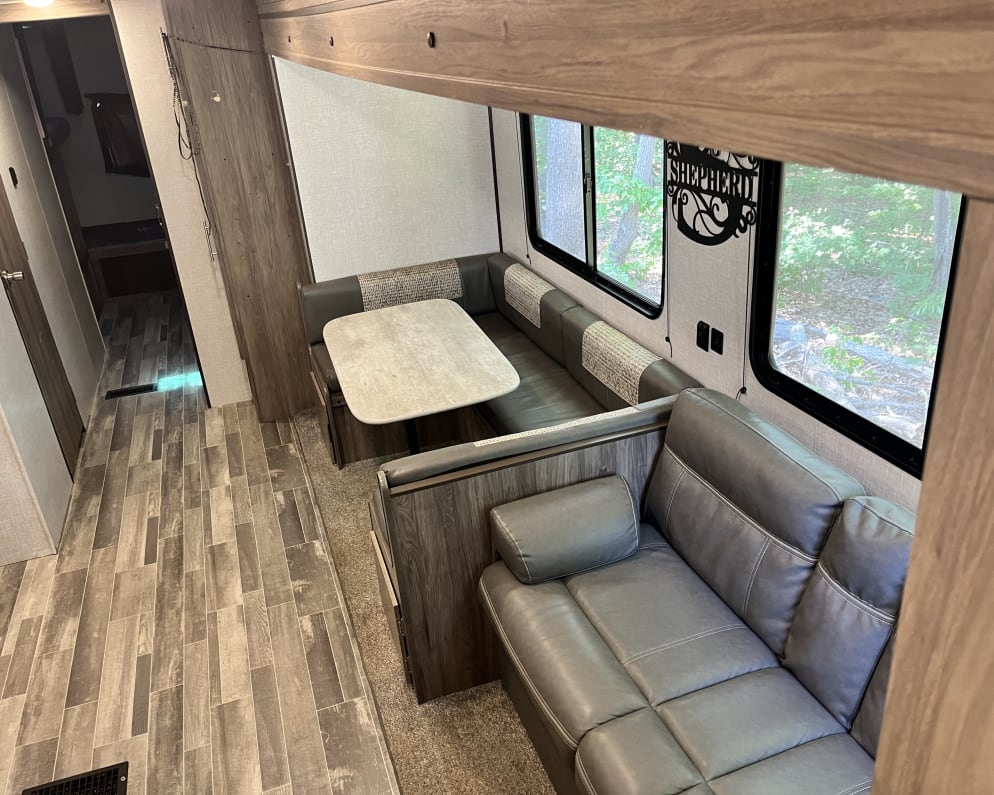 2022 Crossroads RV Zinger Travel Trailer for rent in Claremont North Carolina