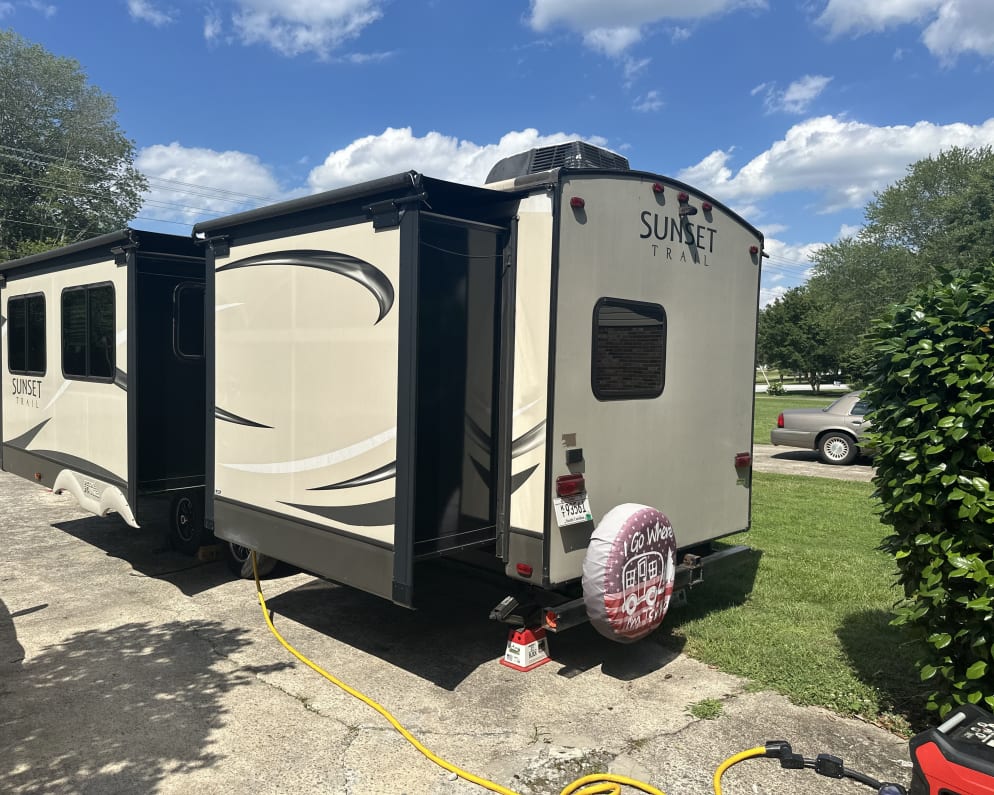 2017 Crossroads RV Sunset Trail Super Lite Travel Trailer for rent in Taylors South Carolina