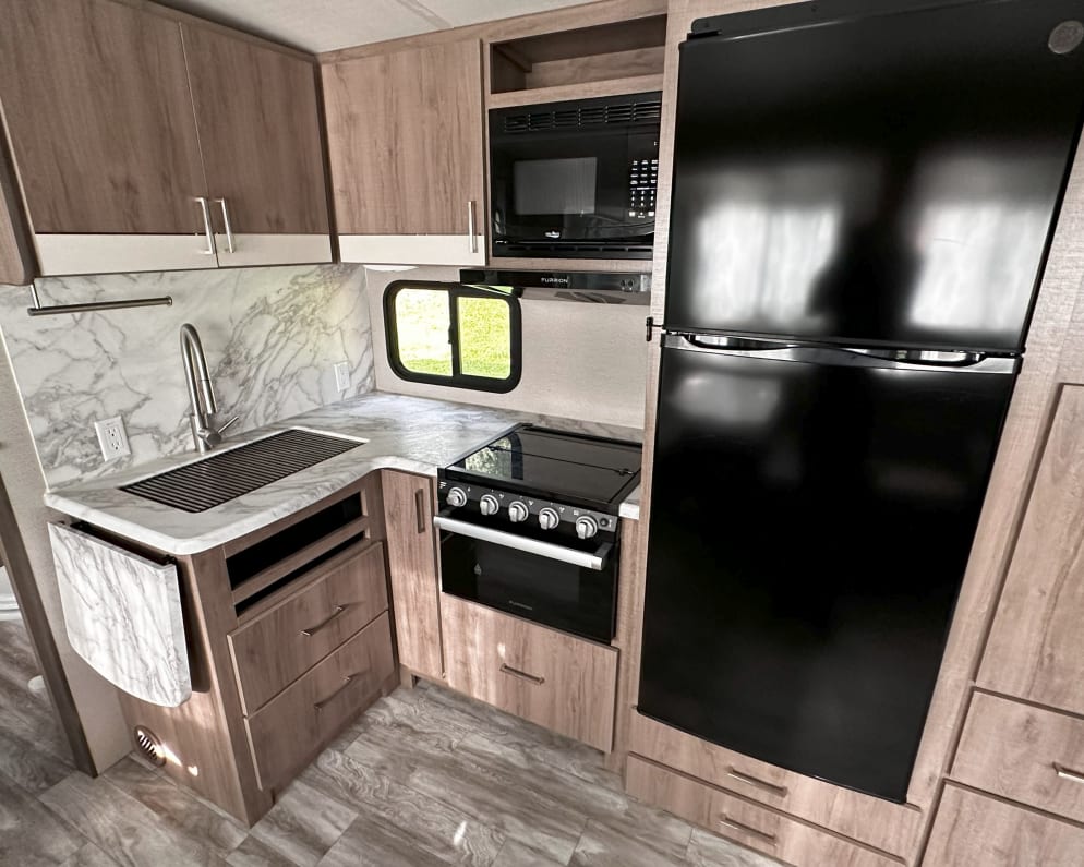 2022 Grand Design Imagine available for rent in Boring Oregon