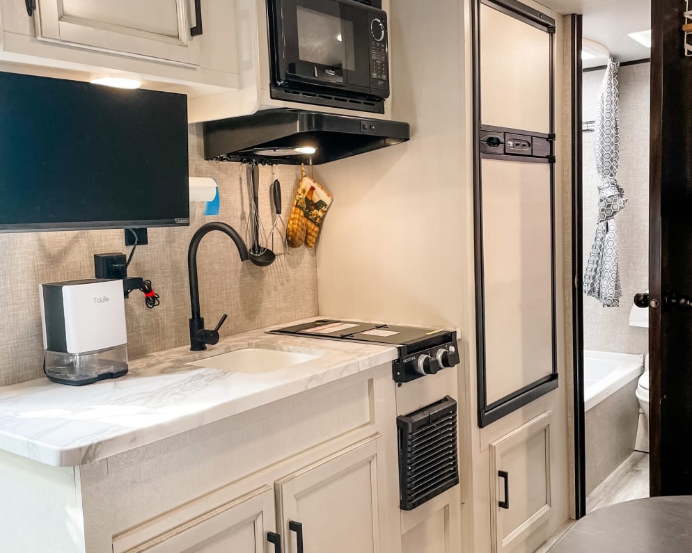 2022 Jay Flight SLX Baja Edition  by Jayco for rent in 99577