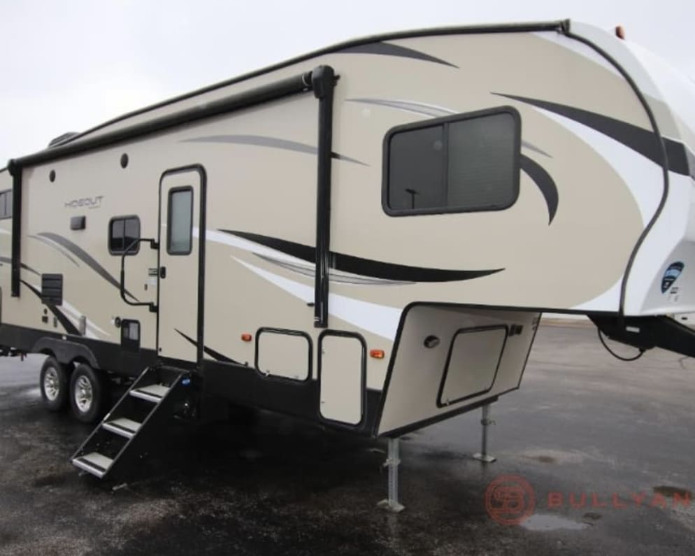 2019 Hideout  by Keystone RV for rent in 55616