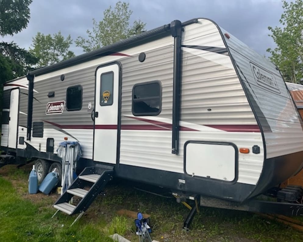 2019 Dutchmen Coleman Lantern
