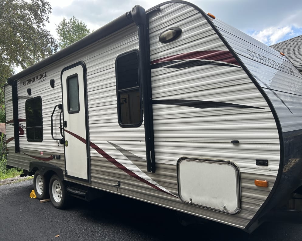 2014 Autumn Ridge  by Starcraft for rent in L0E1A0