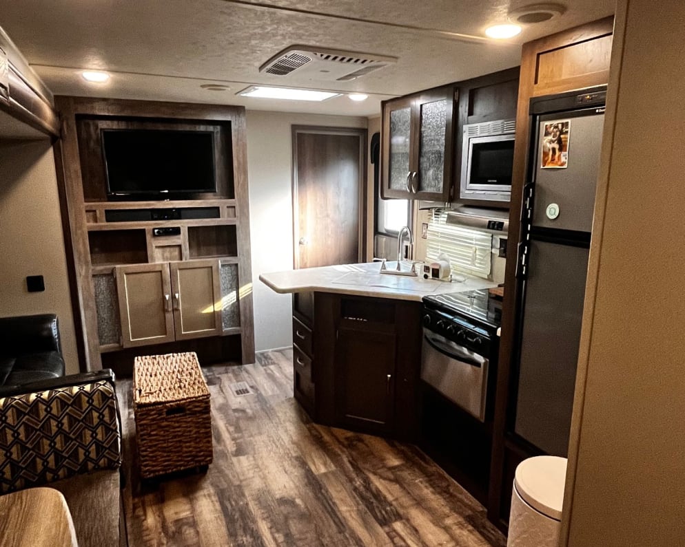 2017 Forest River Palomino Puma XLE Travel Trailer for rent in Indian Mountain New Brunswick